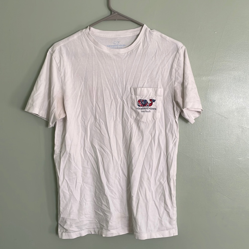 Vineyard vines tshirt